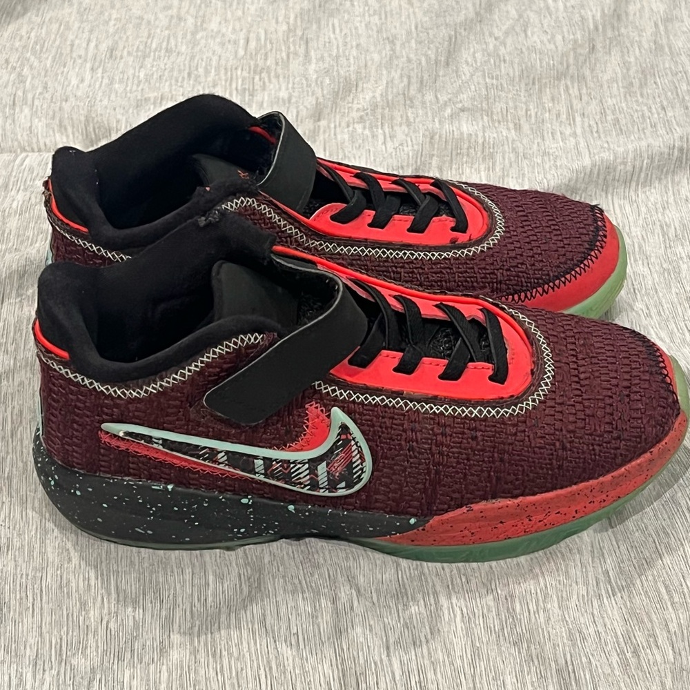 Nike Red and Black Athletic Sneakers with Air Cushioning